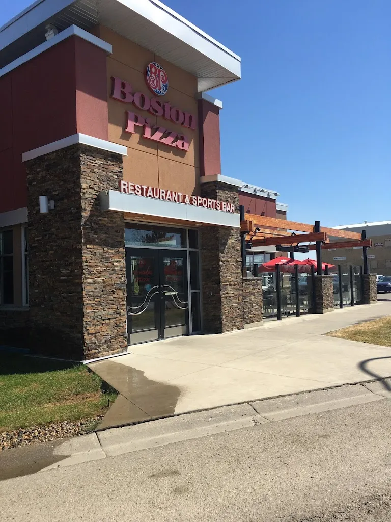 Boston Pizza restaurant à Weyburn