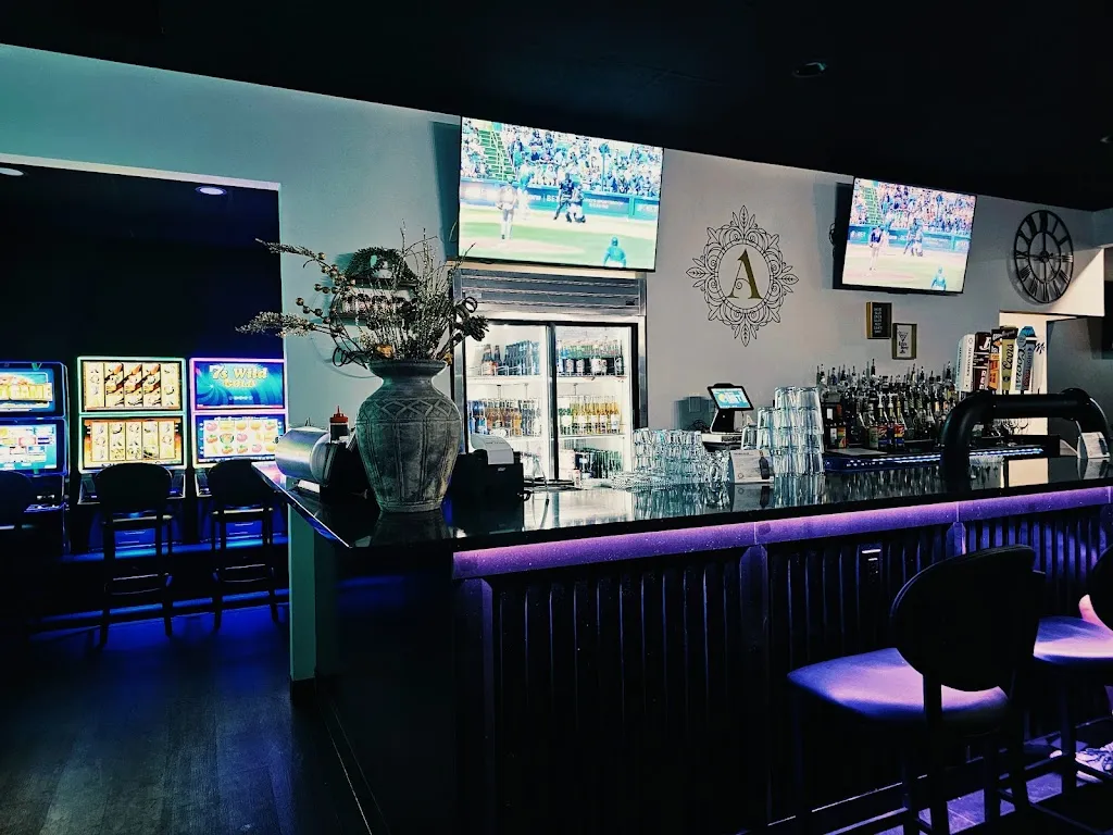 Alexander's Restaurant & Lounge restaurante en Stony Plain