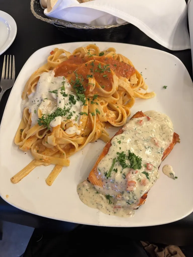 Nello's restaurant_St. Albert_slider_imagen_3