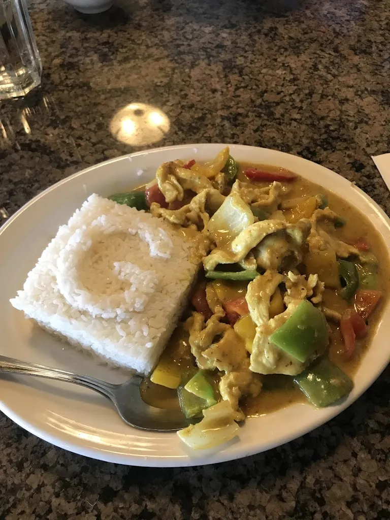 Gord Stewart_Oriental Grill_Strathmore_review