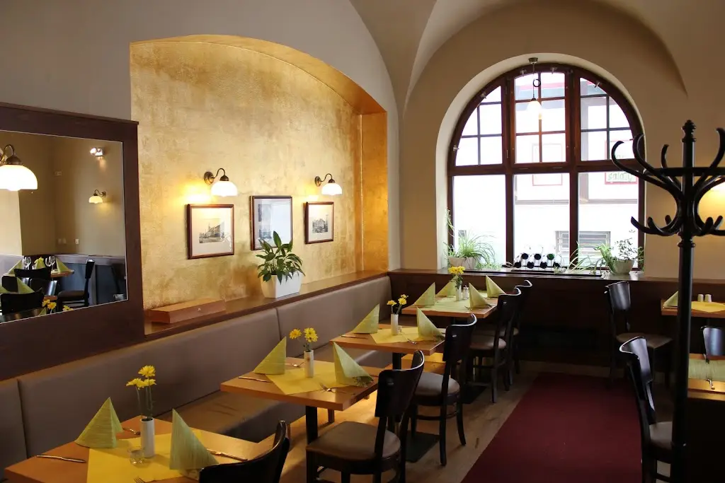 Restaurace Zdejší kuchyně restaurant in Třeboň