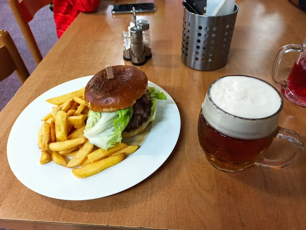 Restaurace Na Hřišti_Velešín_slider_image_2