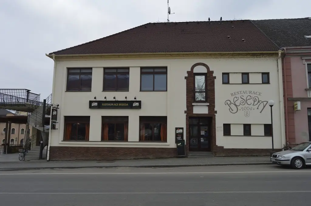 RESTAURACE BESEDA_Veselí nad Lužnicí_slider_image_3