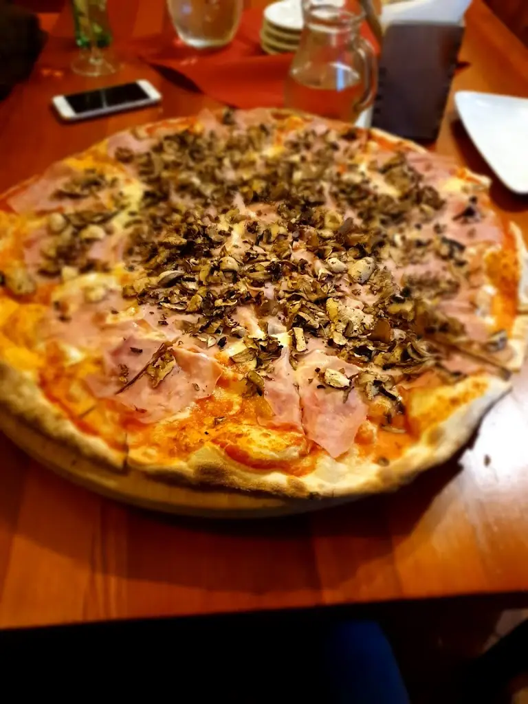 Ondřej Vítovec_Pizzerie Marco_Vimperk_review