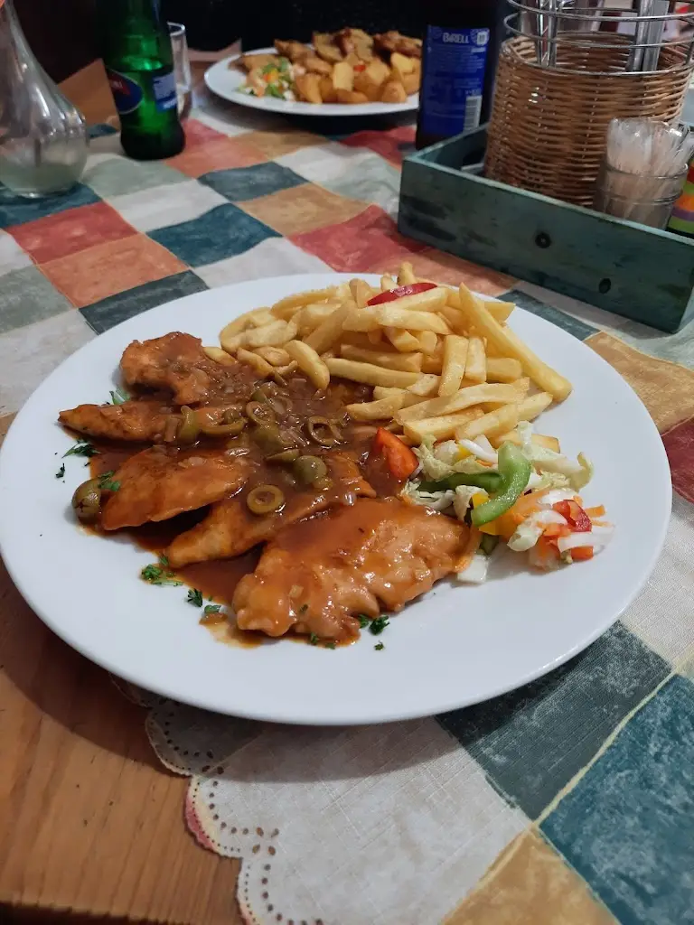 Olga Tušilová_Restaurace U Zástavů_Vodňany_review