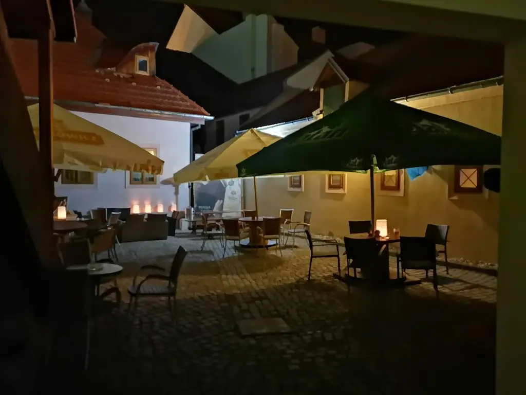 Hospůdka V Uličce ristorante a Vodňany