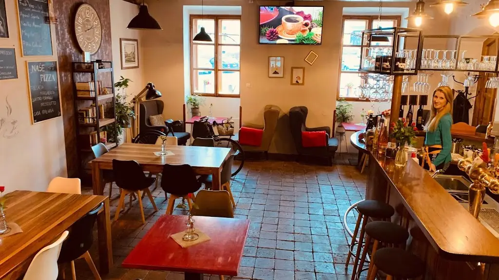 Restaurace U Radnice Volyně ristorante a Volyně