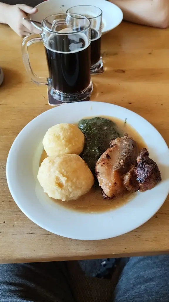 Matouš Kubín_Restaurace Na Nové_Volyně_review