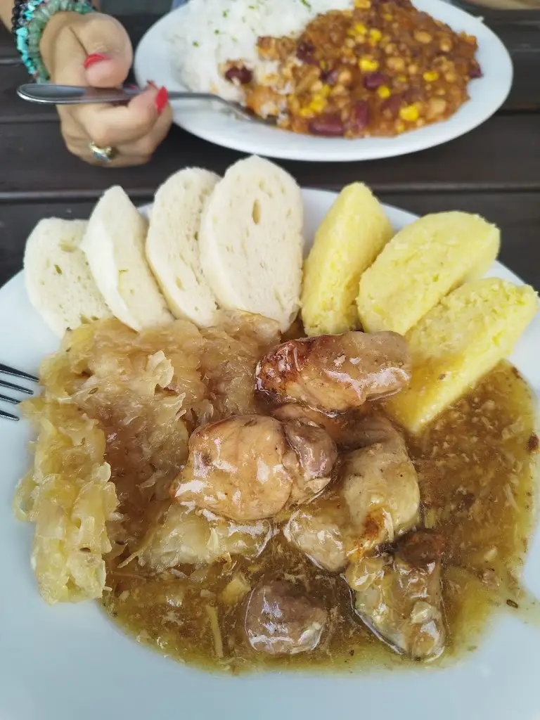 Restaurace Na Nové_Volyně_slider_image_2