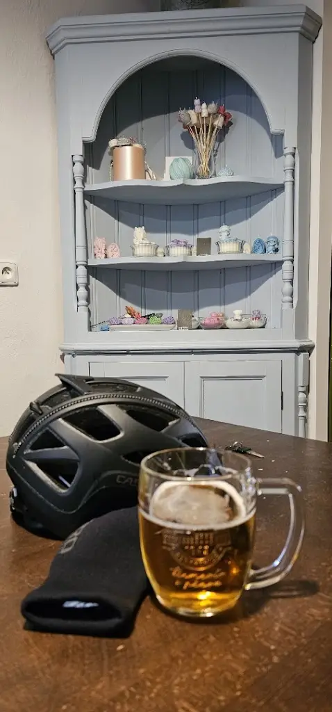 Katalin Szűts_Soumarský hostinec 