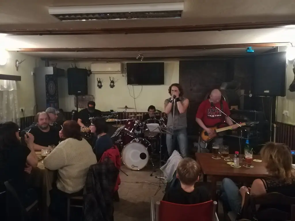 Myslivecká Chata Zliv_Zliv_slider_image_1