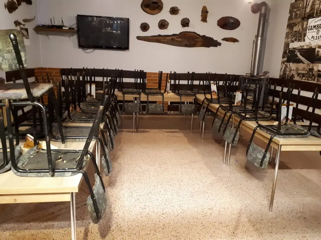 Restaurace Rybářská bašta restaurant in Zliv