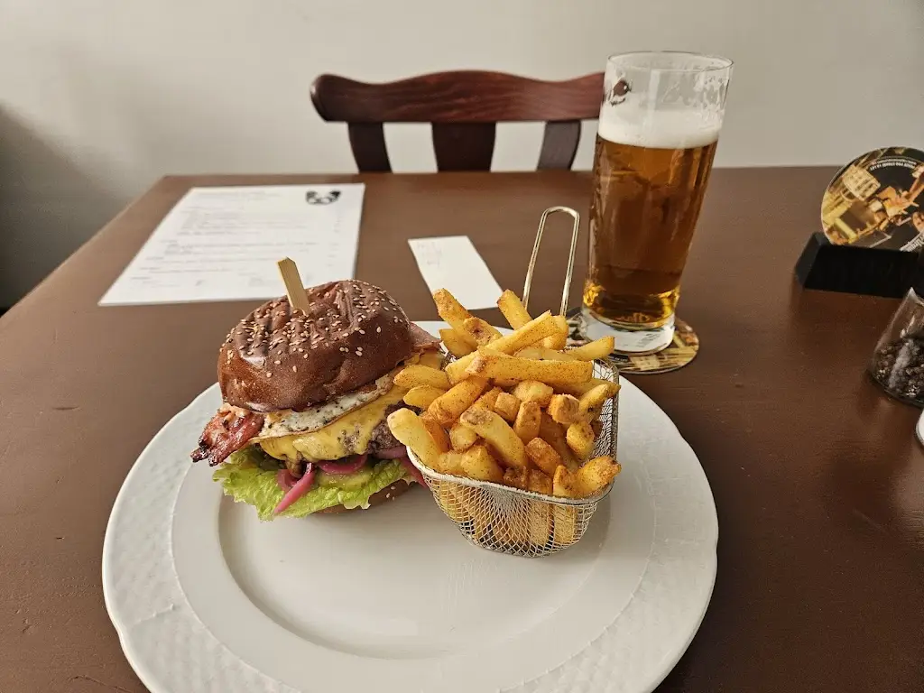 Menu_U Huga_Adamov_image_2