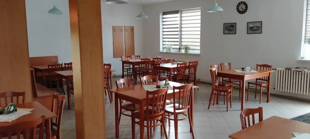 Restaurace Hradni restaurant in Adamov