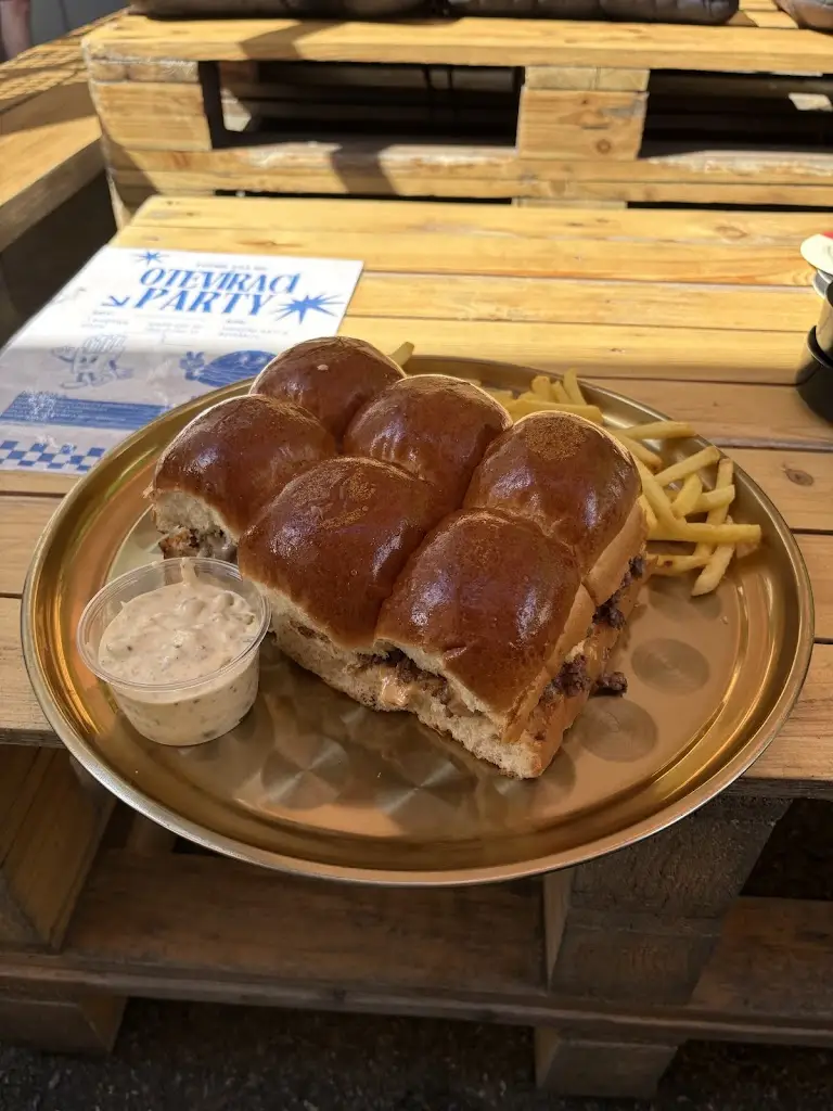 Biking Bistro_Adamov_slider_image_2