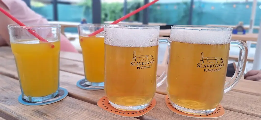 Maxipapi - bistro U Soutoku_Blažovice_slider_image_2