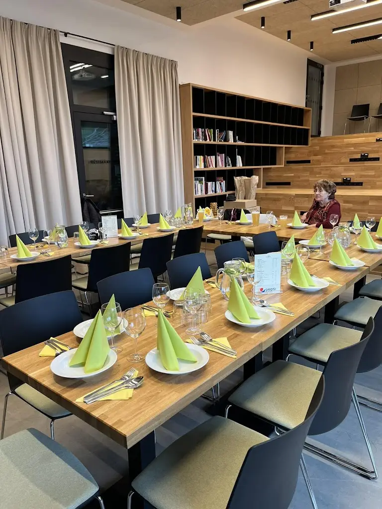 Bistro Park Šlapanice restaurant in Blažovice