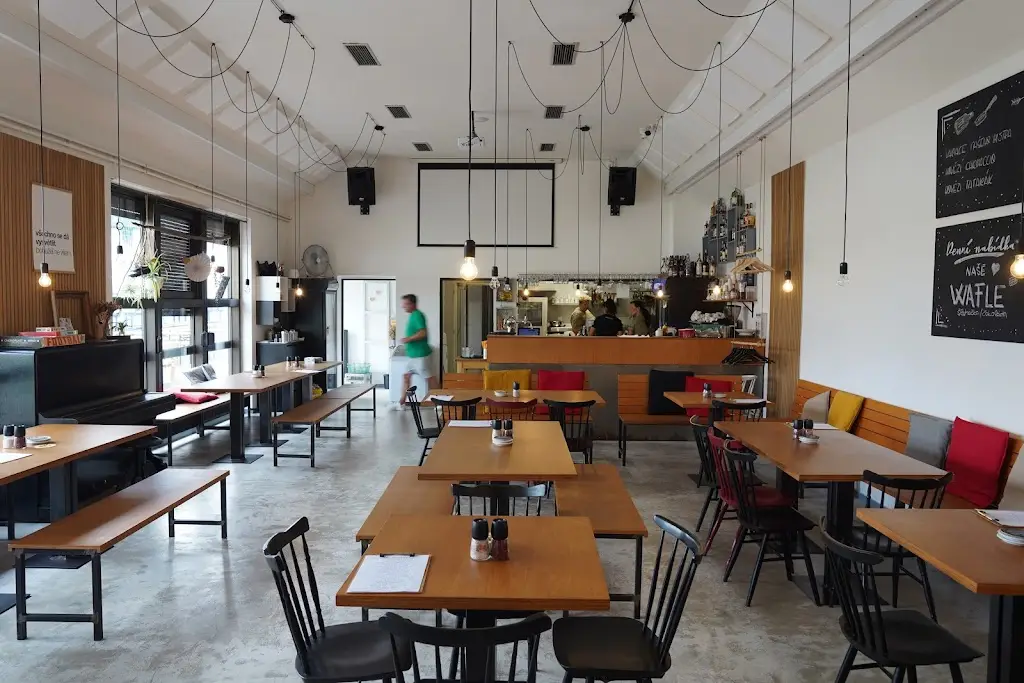 Bistro Za Bránou_Blažovice_slider_image_1