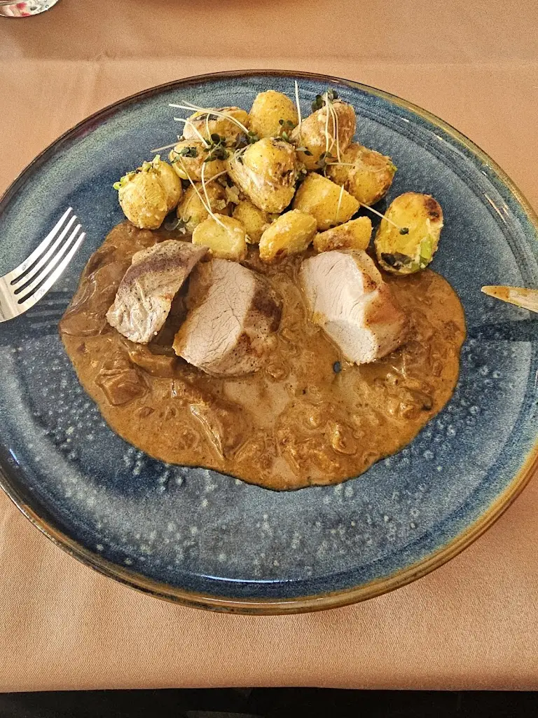 Happy Hamlet_Restaurace Hnízdo_Blažovice_review