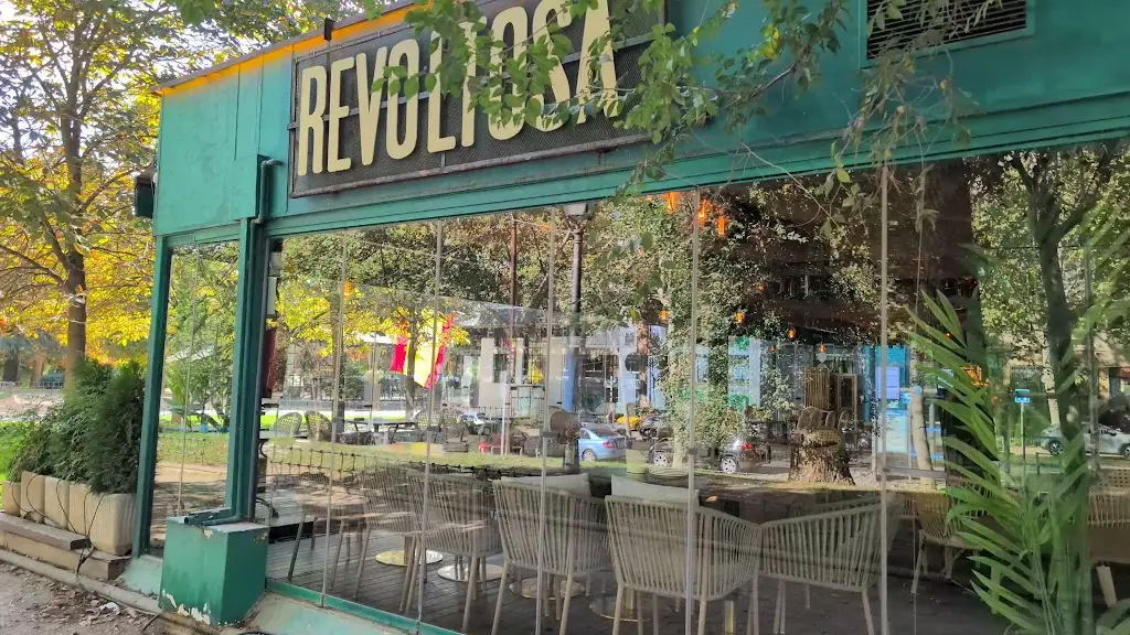 Revoltosa Parque de Berlín_Brloh_slider_image_3