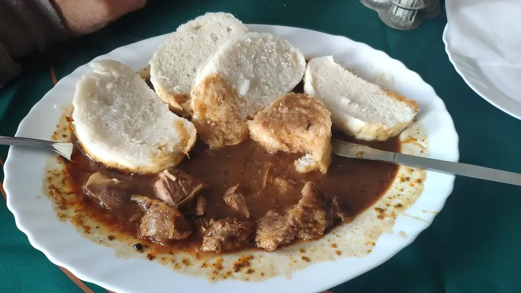 Restaurace Bašta Císařů_Blažovice_slider_image_1