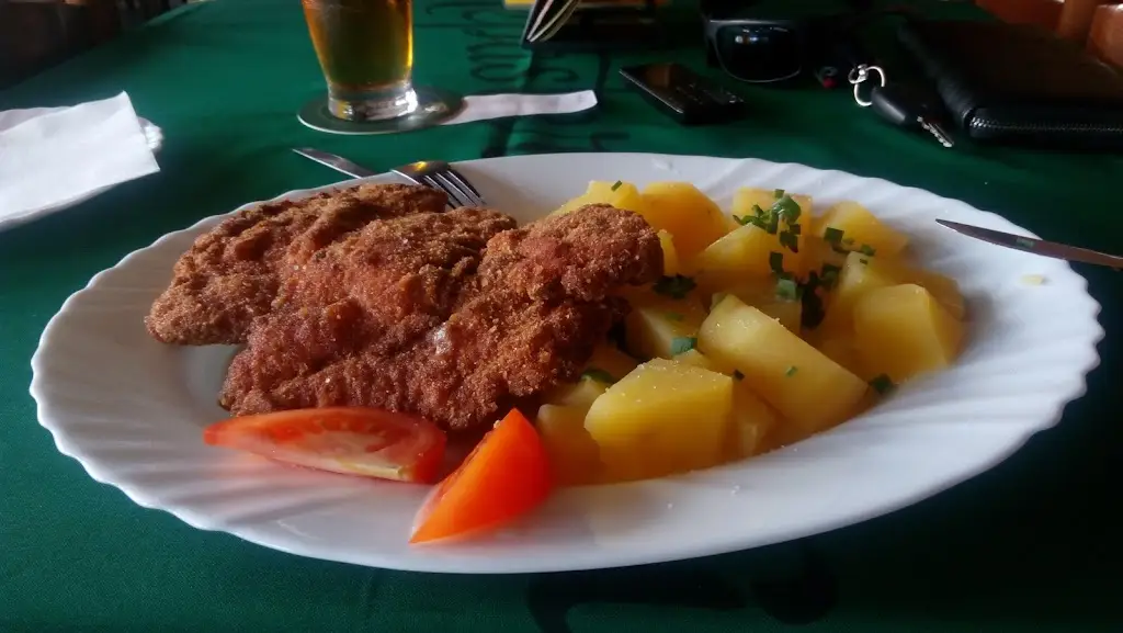 Restaurace Bašta Císařů_Blažovice_slider_image_3