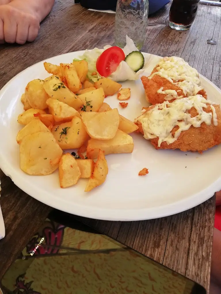 Občerstvení Gizela_Blansko_slider_image_2