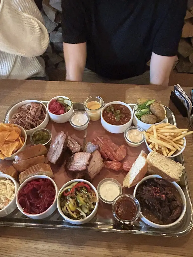 Irma Cucevic_Brloh Barbecue_Brloh_review