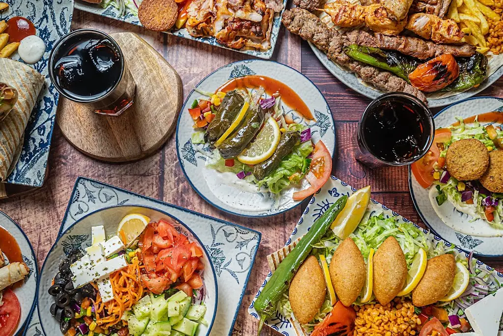 Bósforos Turkish Hortalezas 42 // Restaurante Turco 100% Halal_Borek_slider_image_3