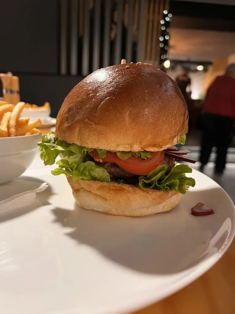 amir abbas Mirakhorloo_Piccolo Pizza_Blansko_review