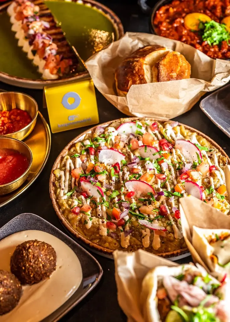 BARGANZO_Borek_slider_image_3