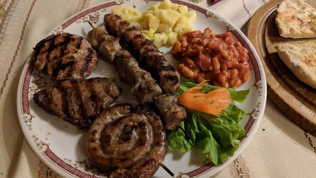 Taberna Balkanika_Borek_slider_image_3