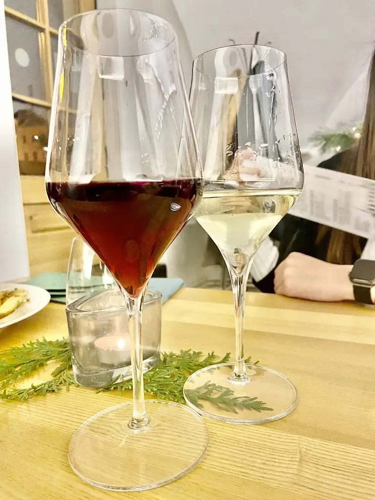 Wine bar Chatka_Blížkovice_slider_image_2