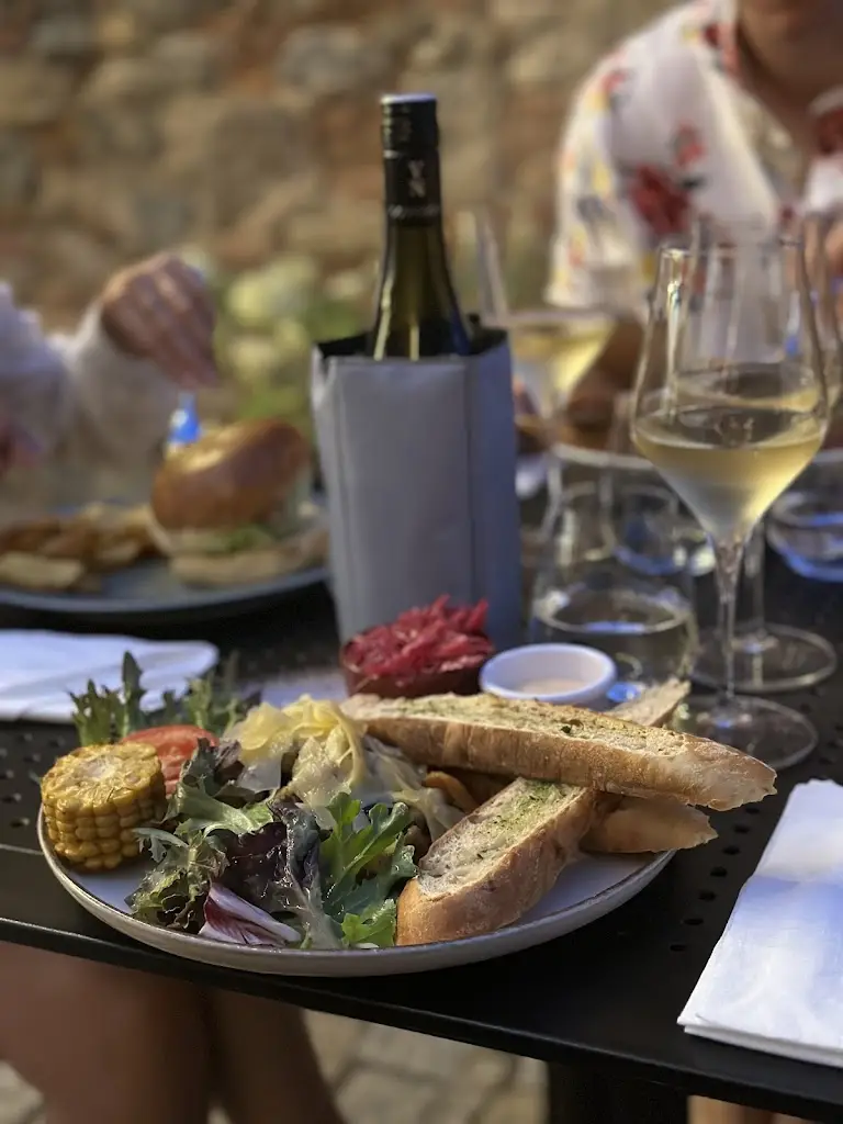 Wine bar Chatka_Blížkovice_slider_image_3