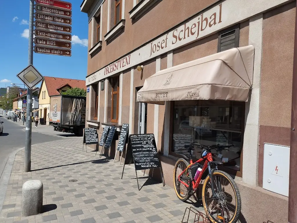 Restaurace Na Růžku_Blížkovice_slider_image_1