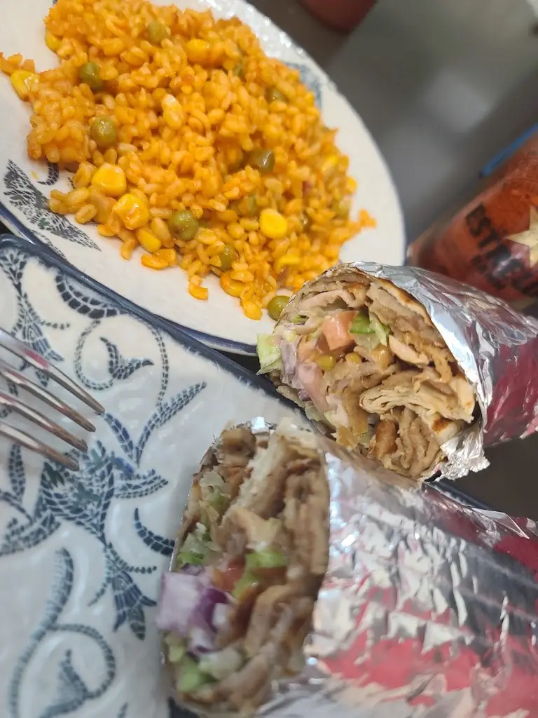 Menu_Bosforos Turkish Restaurante Montera // Restaurante turco 100% Halal_Borek_image_5