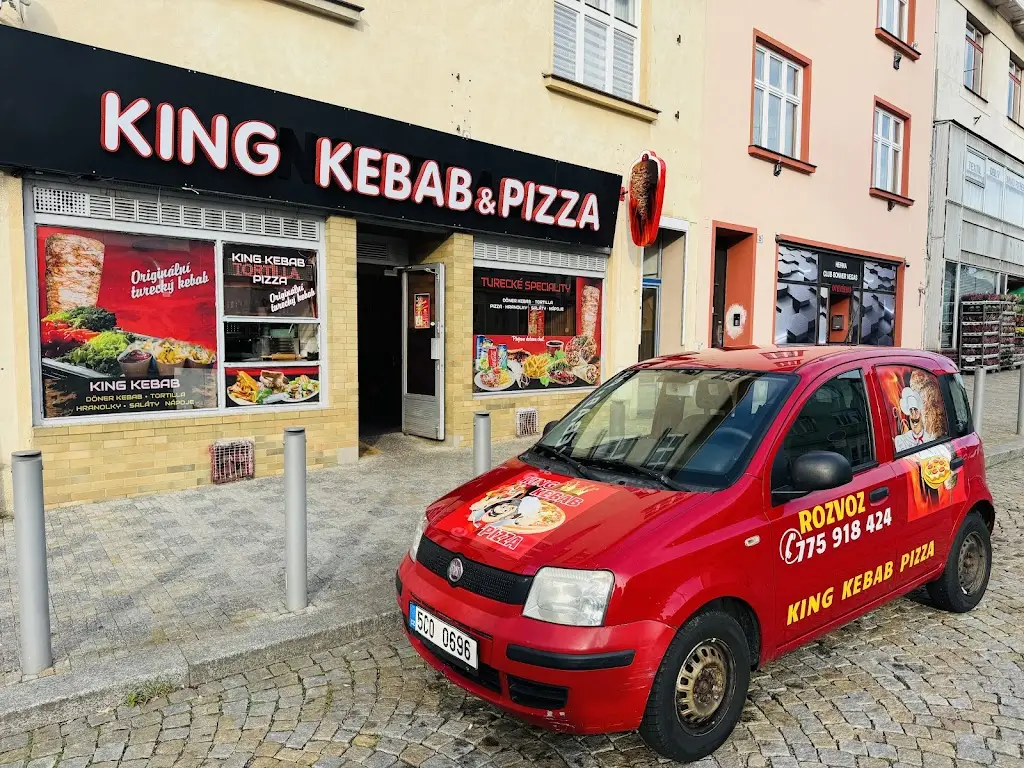 KiNG KEBAB PİZZA restaurant in Blížkovice