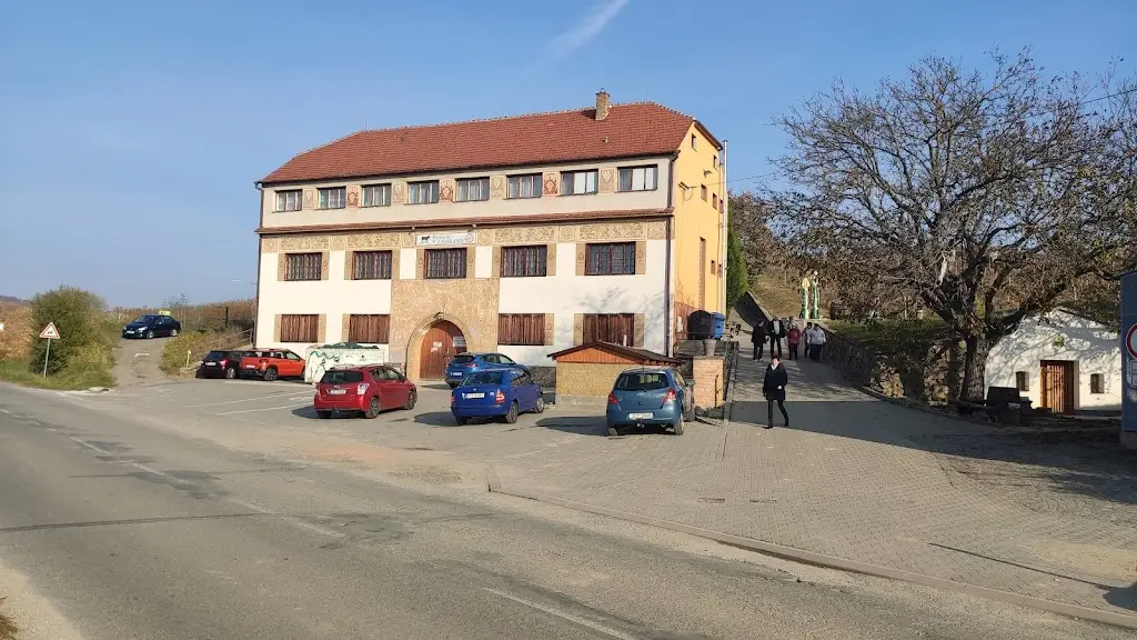 Jiří Šál_Pension V Zahraničí_Bořetice_review