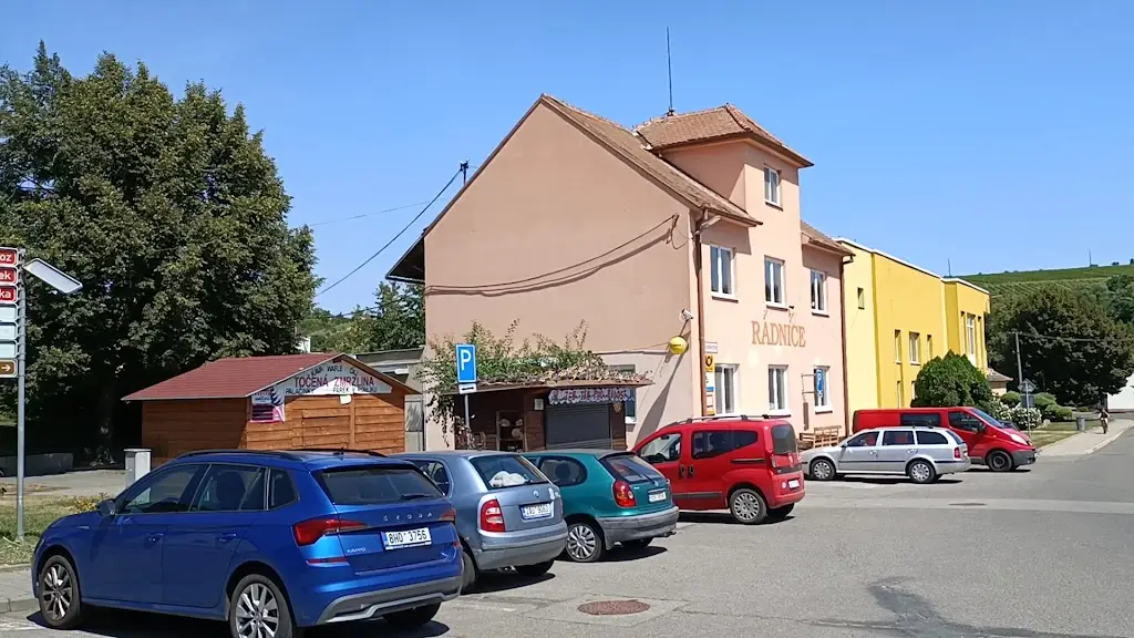 Restaurace pod Tvrzí_Bošovice_slider_image_2