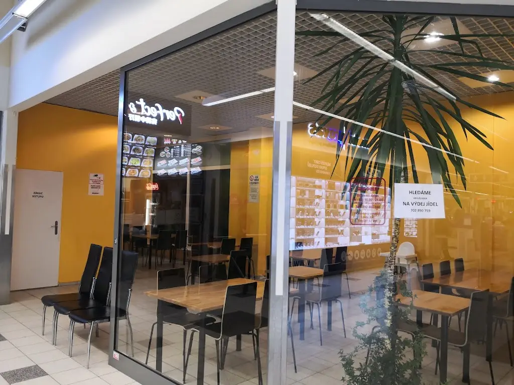 Perfect & wok restaurant in Boskovice