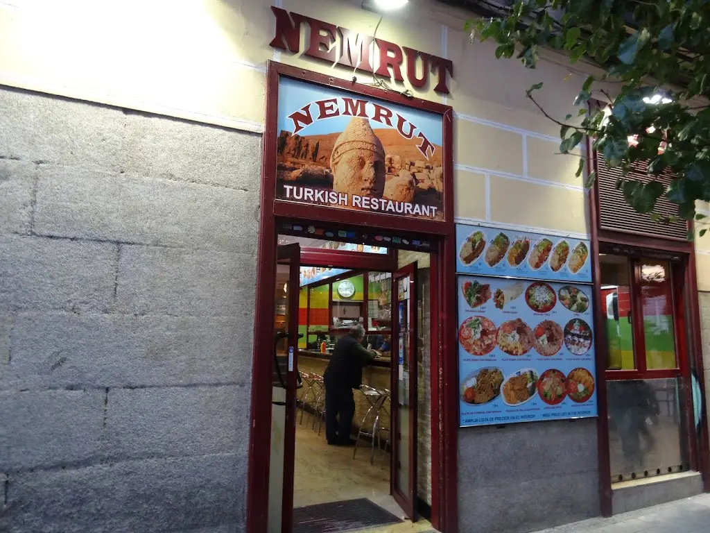 Restaurante NEMRUT KEBAP_Borek_slider_image_1