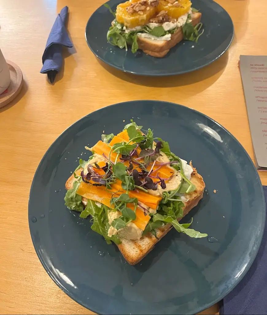 anýz a rorýs BISTRO KAVÁRNA_Boskovice_slider_image_2