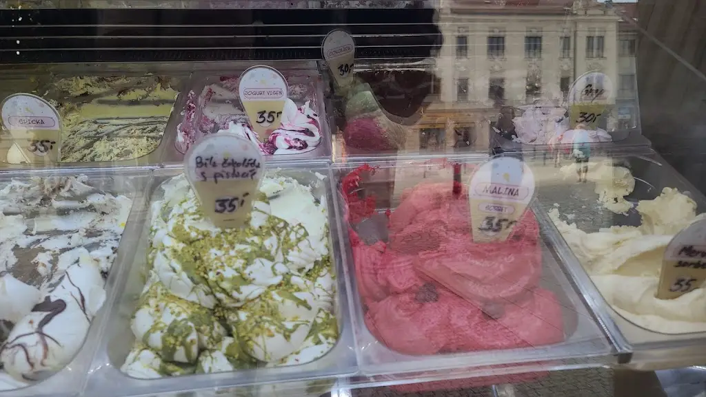 Menu_Gelateria Bianco_Boskovice_image_5