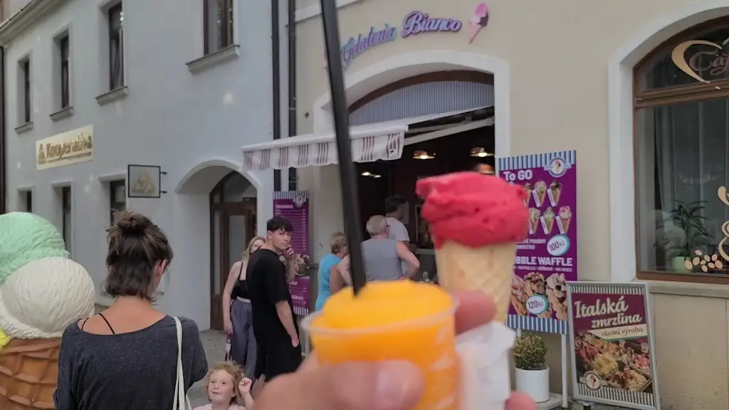 Buster Got it_Gelateria Bianco_Boskovice_review