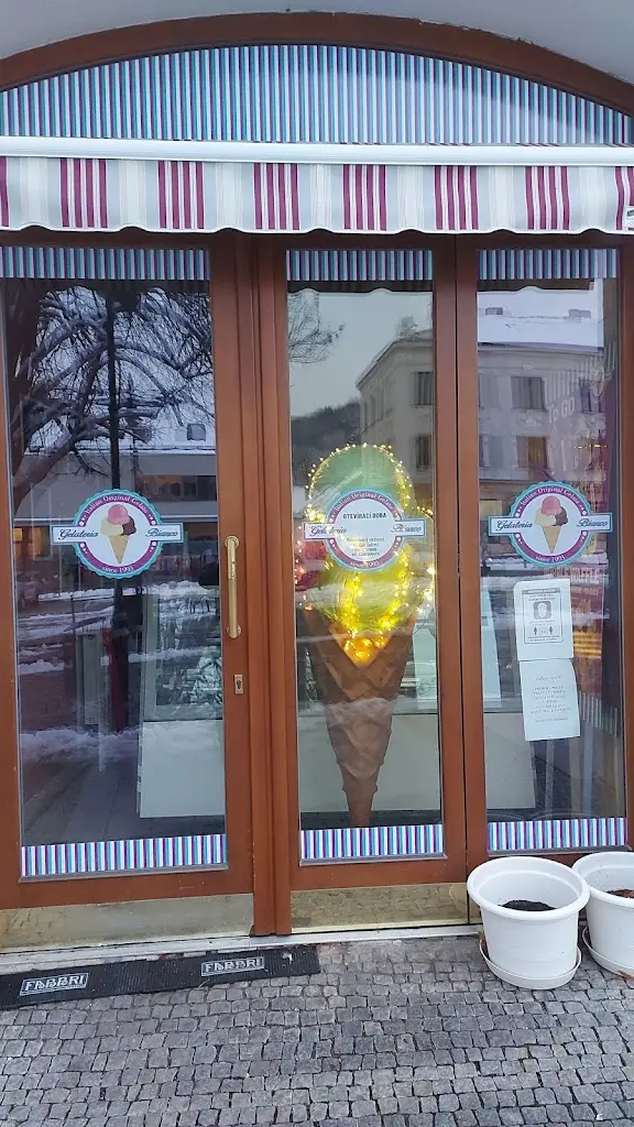 Gelateria Bianco ristorante a Boskovice
