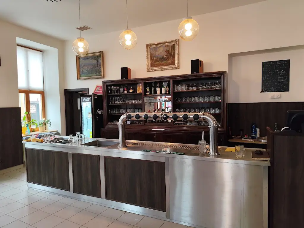 Hostinec v Katolickém domě restaurant in Boskovice