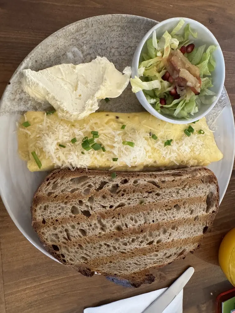 Akash Gupta_Kavárna & bistro Karma_Břeclav_review