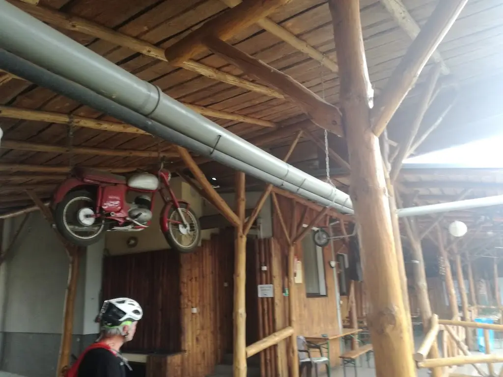 Eliška Pokorná_Bufet cykloterasa Ranč U Pepeho_Břeclav_review