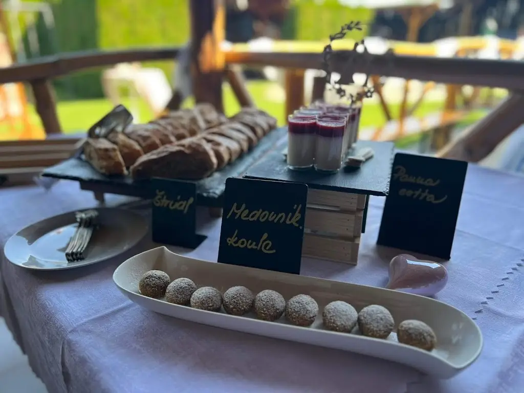 Bufet cykloterasa Ranč U Pepeho_Břeclav_slider_image_2