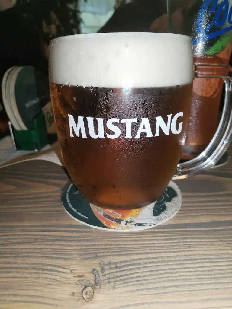 Restaurace Espresso a Pizzarie_Břeclav_slider_image_3